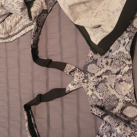 Sports bra - Picture 4 of 4